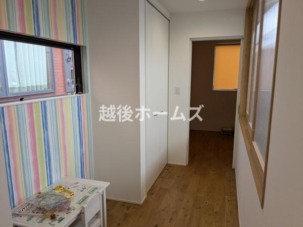 新潟市東区粟山２丁目の中古一戸建て