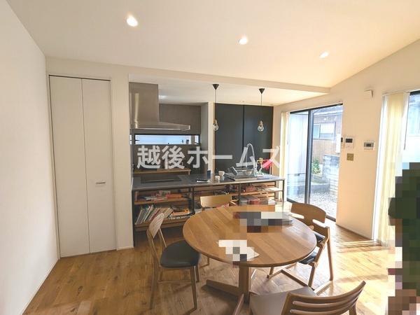 新潟市東区粟山２丁目の中古一戸建て