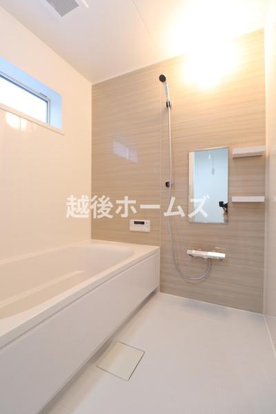 新潟市西区寺尾上６丁目の中古一戸建て