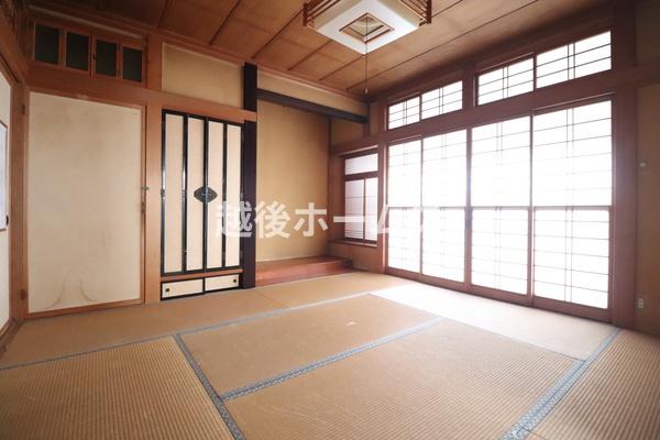 長岡市鉢伏町の中古一戸建て