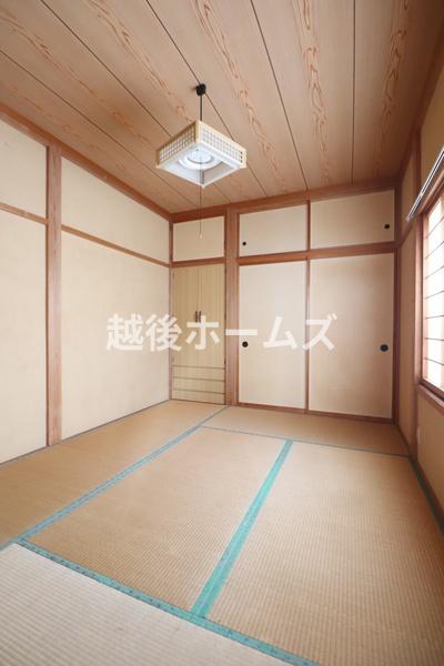 長岡市鉢伏町の中古一戸建て