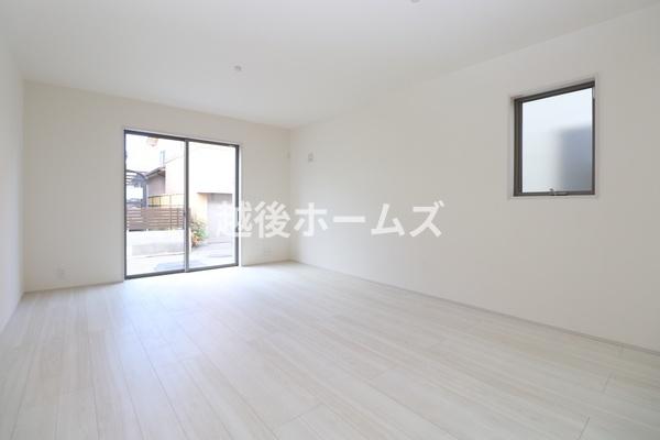 １号棟　西区小針２丁目　第５　リーブルガーデン
