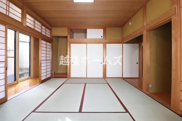 新潟市東区中山８丁目の中古一戸建て