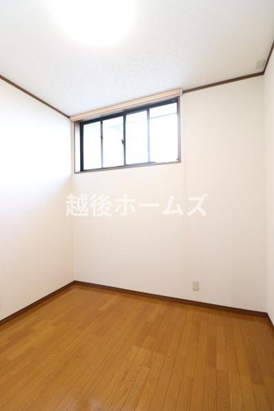 新潟市東区中山８丁目の中古一戸建て