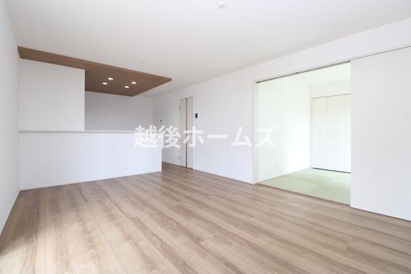 １号棟　西蒲区和納　グラファーレ　全２棟