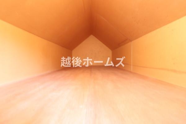 三条市西大崎２丁目の中古一戸建て
