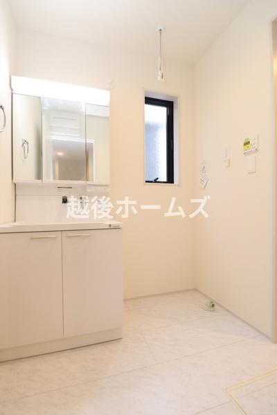 ２号棟　江南区袋津２丁目　グラファーレ