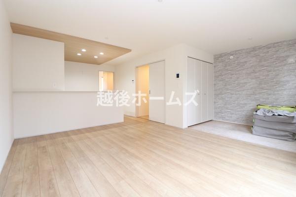 ２号棟　江南区袋津２丁目　グラファーレ