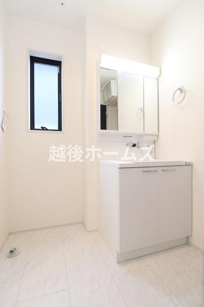 ４号棟　江南区袋津２丁目　グラファーレ