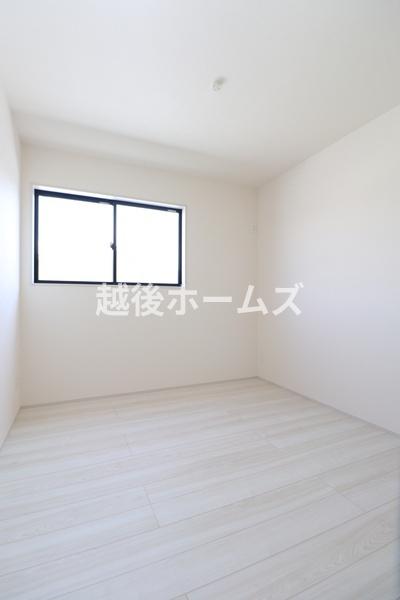４号棟　江南区袋津２丁目　グラファーレ