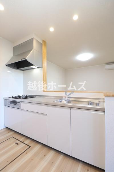 三条市三竹１丁目の中古一戸建て