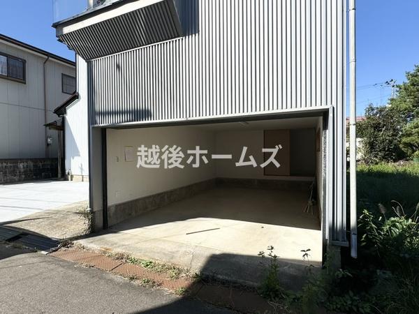 三条市三竹１丁目の中古一戸建て