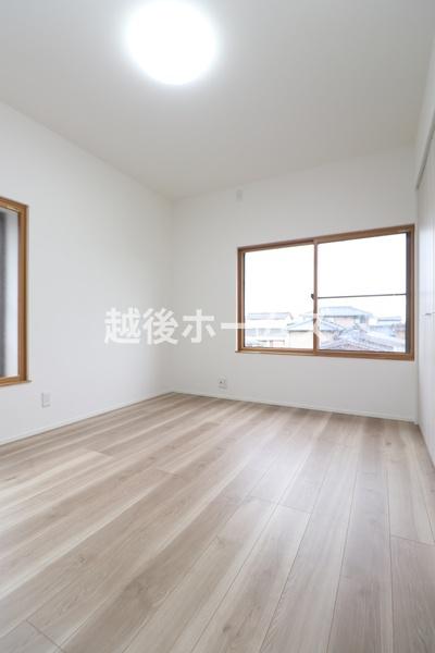 新発田市西園町２丁目の中古一戸建て