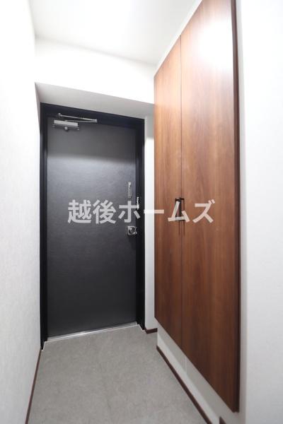 万代グレース
