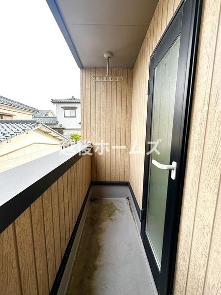新潟市西区五十嵐２の町の中古一戸建て