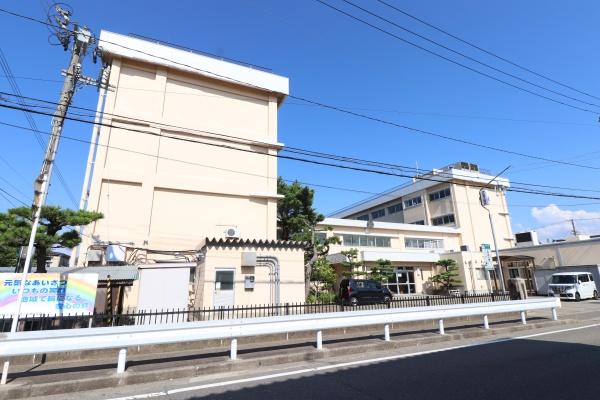 新潟市西区坂井砂山1丁目の土地(新潟市立新通小学校)