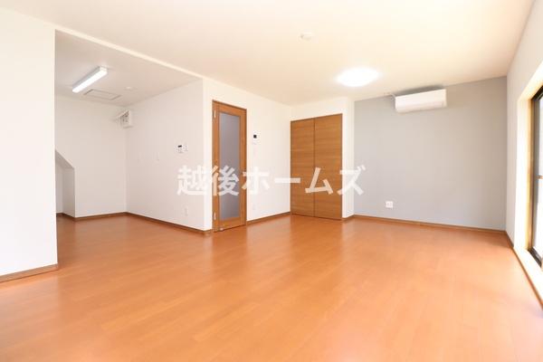 新潟市西区鳥原新田の中古一戸建て