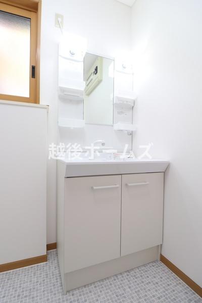 新潟市東区山木戸５丁目の中古一戸建て
