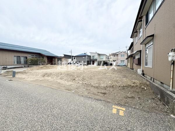 ２号棟　西区寺尾西３丁目　第１　クレイドルガーデン