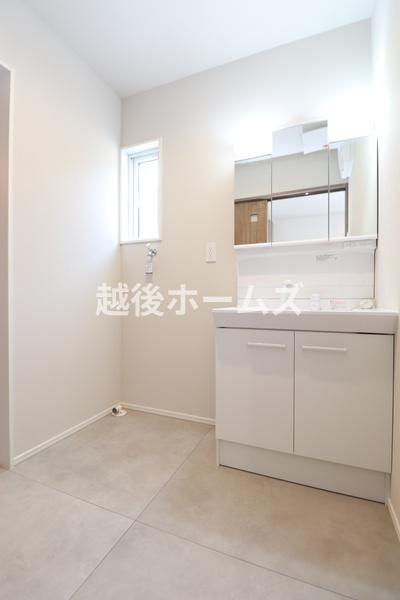新潟市東区竹尾３丁目の中古一戸建て