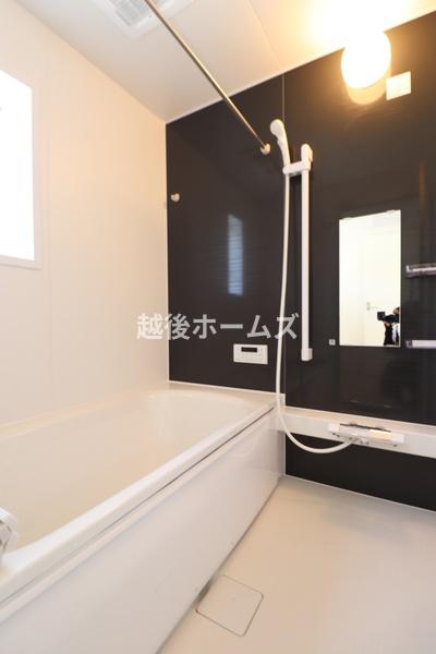 ２号棟　西区小針５丁目　第２　クレイドルガーデン