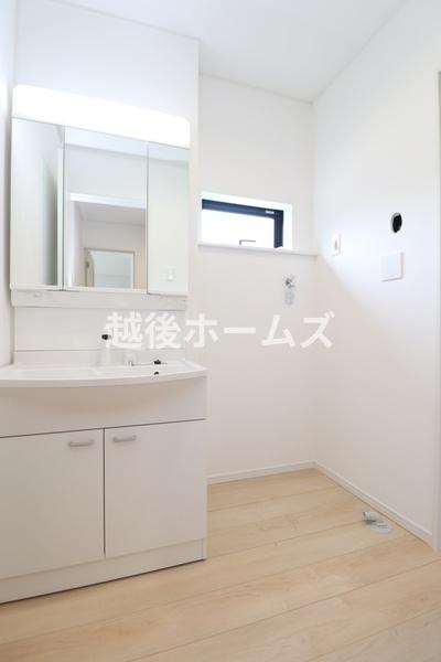 １号棟　江南区亀田新明町２丁目　第１　クレイドルガーデン
