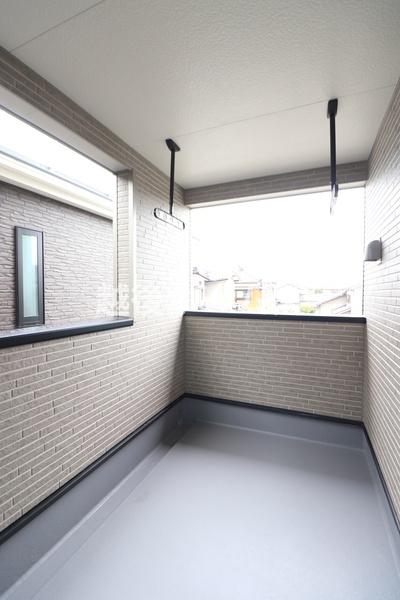 １号棟　江南区亀田新明町２丁目　第１　クレイドルガーデン
