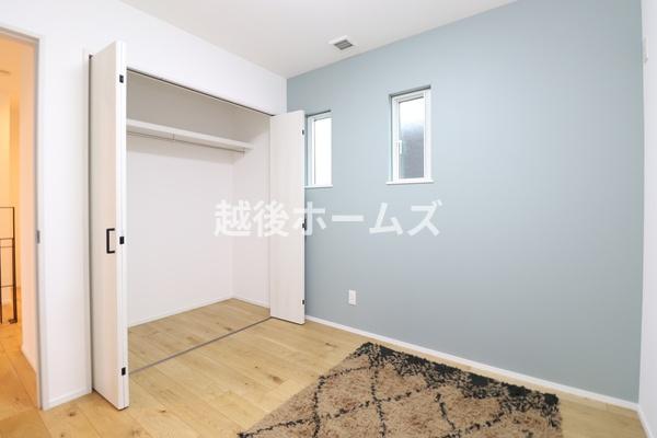 燕市下粟生津の中古一戸建て