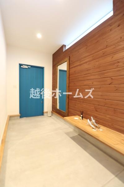 中古戸建　燕市下粟生津