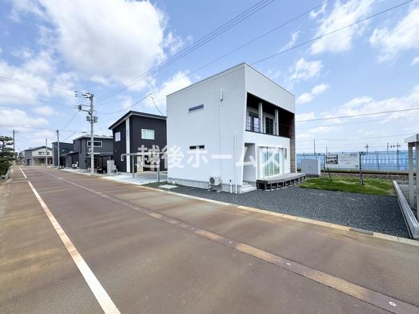 中古戸建　燕市下粟生津