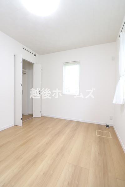 新築戸建　三条市塚野目１丁目