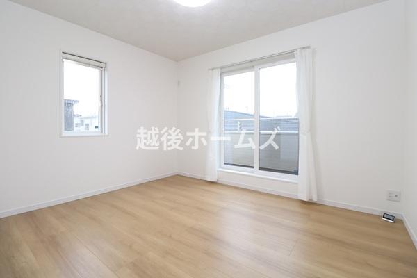 新築戸建　三条市塚野目１丁目