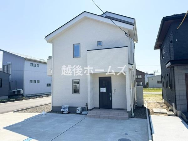 新築戸建　三条市塚野目１丁目