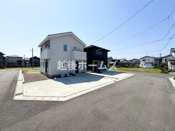 新築戸建　三条市塚野目１丁目