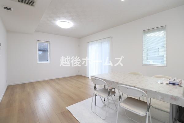 新築戸建　三条市塚野目１丁目