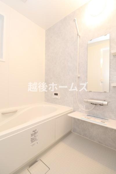 三条市西四日町４丁目の中古一戸建て