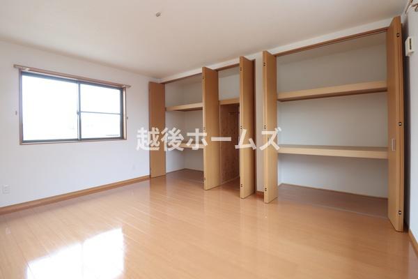 三条市南四日町２丁目の中古一戸建て