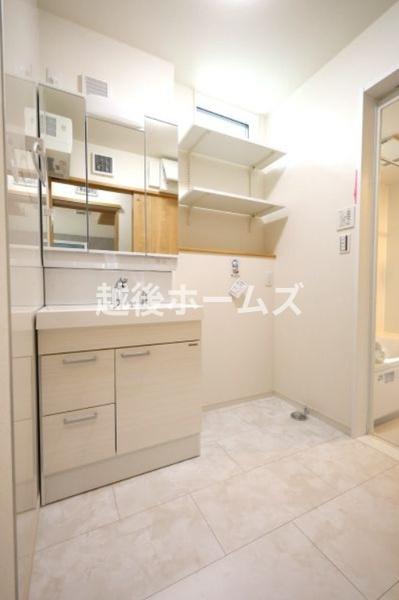 A棟秋葉区吉岡町