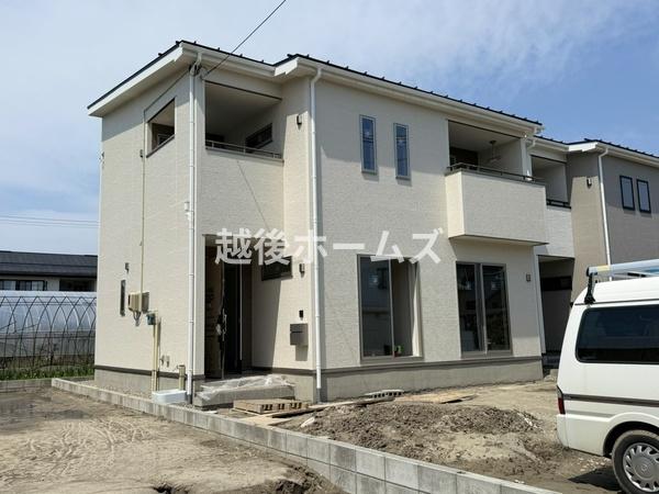 ２号棟　新発田市中曽根町２丁目　いろどりアイタウン
