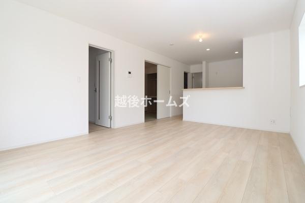 １号棟　西区坂井東６丁目　第１０　クレイドルガーデン