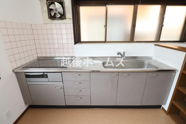 新潟市西区五十嵐中島５丁目の中古一戸建て