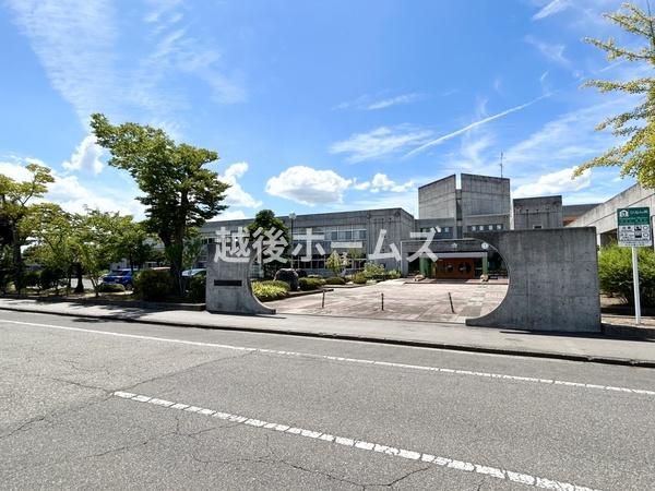 新潟市西蒲区長場の中古一戸建て(新潟市立中之口東小学校)