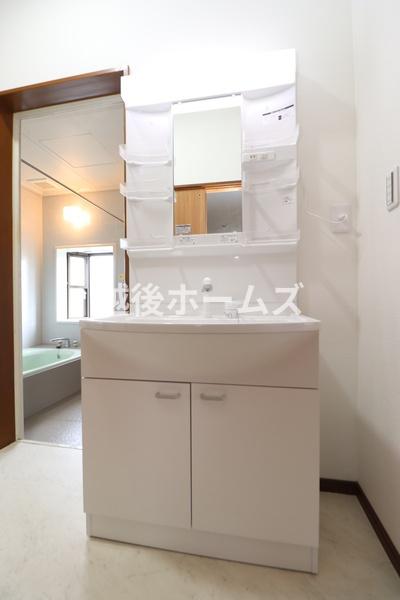 新潟市西蒲区長場の中古一戸建て