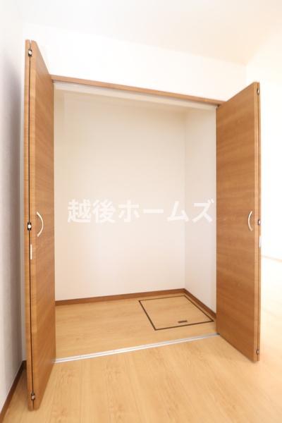 新潟市西蒲区長場の中古一戸建て