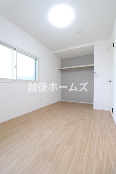 新潟市西区松海が丘１丁目の中古一戸建て