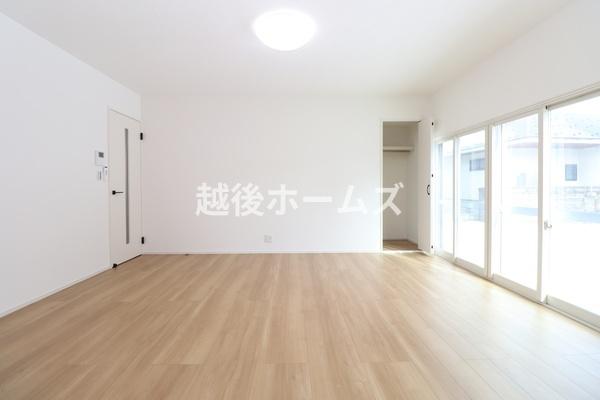 新潟市西区松海が丘１丁目の中古一戸建て