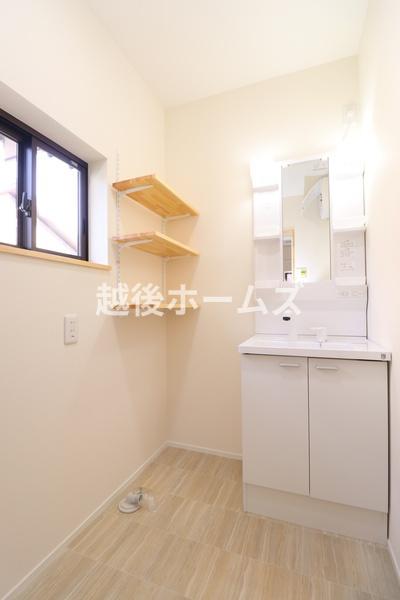新潟市西区坂井東２丁目の中古一戸建て