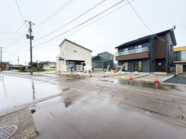 新築戸建　燕市東太田