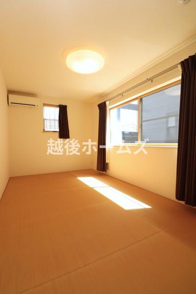 新潟市西区新通南２丁目の中古一戸建て