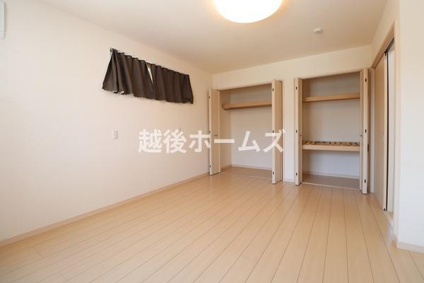 新潟市西区新通南２丁目の中古一戸建て